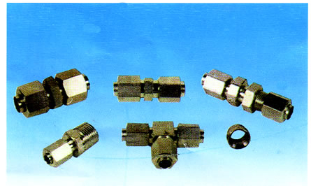 Flared pipe connector